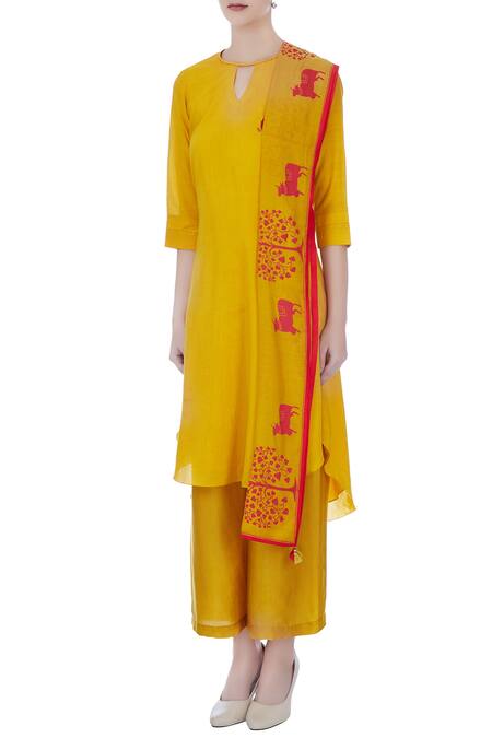 Buy Desert Shine By Sulochana Jangir Yellow Round Embroidered Kurta Set Online at Aza Fashions Buy_Desert Shine By Sulochana Jangir_Yellow Round Embroidered Kurta Set_Online_at_Aza_Fashions
