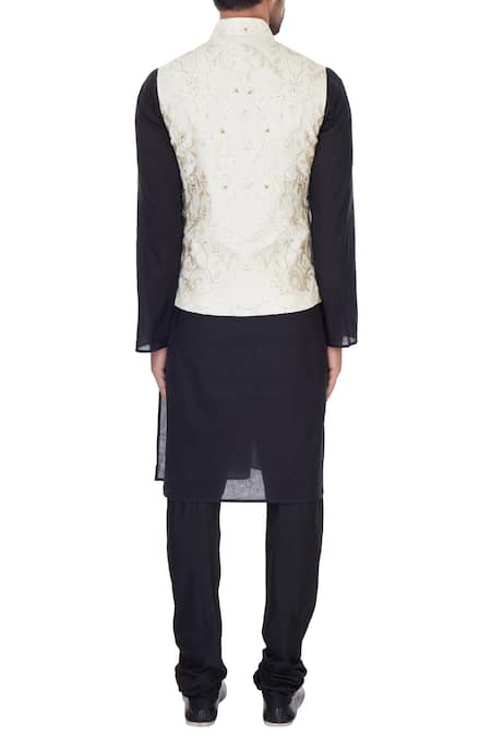 Narendra Kumar Linen Embroidered Bundi 