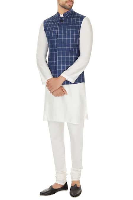 Narendra Kumar Chequered Bundi & Kurta Set 