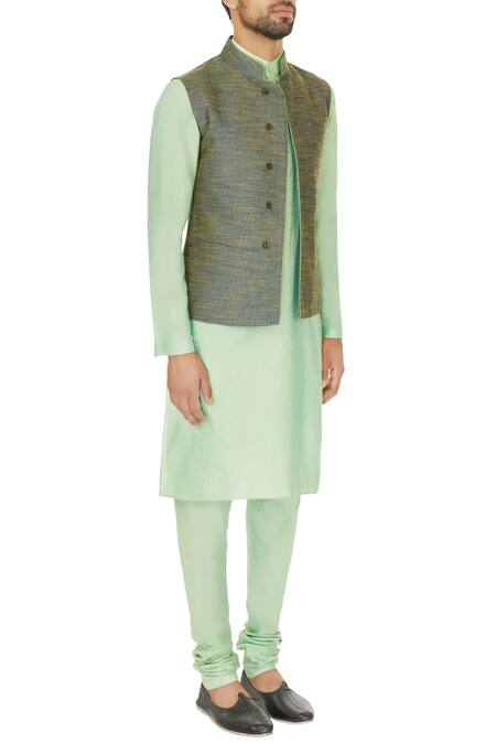 Narendra Kumar Green Linen Plain Bundi And Kurta Set Online at Aza Fashions Narendra Kumar_Green Linen Plain Bundi And Kurta Set _Online_at_Aza_Fashions