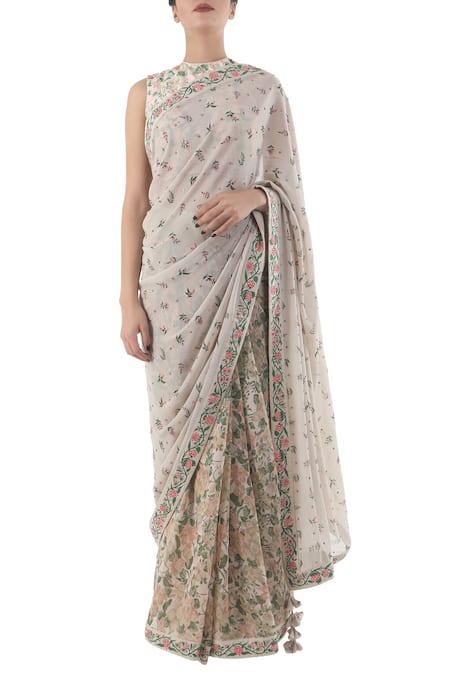 Nikasha_Grey Round Hand Painted Saree With Blouse _Online_at_Aza_Fashions