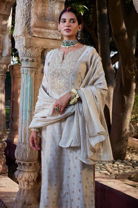 Buy Kritika Dawar Ivory Chanderi Embroidery, Crystals, Gota Patti, Banarasi Kurta Palazzo Set Online at Aza Fashions Buy_Kritika Dawar_Ivory Chanderi Embroidery, Crystals, Gota Patti, Banarasi Kurta Palazzo Set _Online_at_Aza_Fashions