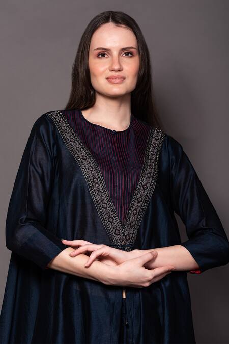 Buy Vara By Vibha N Priti Blue Silk Chanderi Hand Embroidery Flower Round Neck Yoke Tunic With Dhoti Pant Online at Aza Fashions Buy_Vara By Vibha N Priti_Blue Silk Chanderi Hand Embroidery Flower Round Neck Yoke Tunic With Dhoti Pant _Online_at_Aza_Fashions