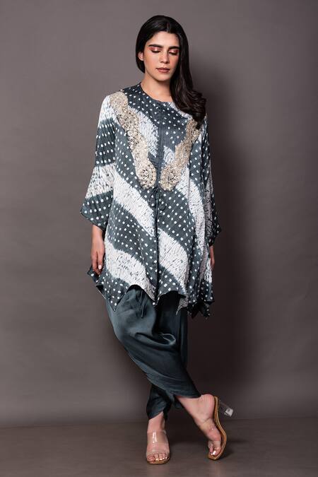 Buy_Vara By Vibha N Priti_Green Silk, Linen Beads, Sequins, Pearls Round Jumpsuit With Bandhej Print Cape_Online_at_Aza_Fashions