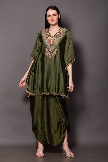 Vara By Vibha N Priti Green , Organza Beads, Hand Embroidered Kaftan Tunic With Dhoti Pant Online at Aza Fashions Vara By Vibha N Priti_Green , Organza Beads, Hand Embroidered Kaftan Tunic With Dhoti Pant _Online_at_Aza_Fashions