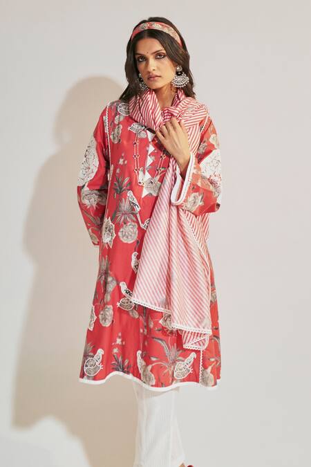 Shop Sage Saga Fuchsia Chanderi, Lace, Linen Lace, Soha Garden Print Kalidar Kurta Palazzo Set Online at Aza Fashions Shop_Sage Saga_Fuchsia Chanderi, Lace, Linen Lace, Soha Garden Print Kalidar Kurta Palazzo Set _Online_at_Aza_Fashions