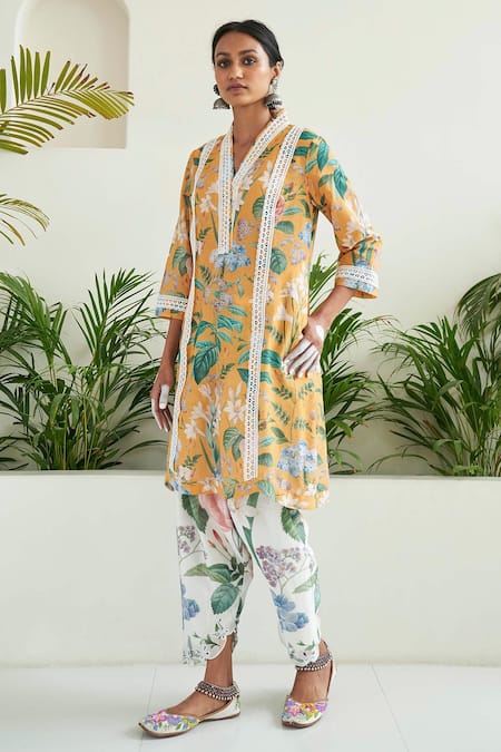 Sage Saga Yellow Linen Embroidery V-neck Freesia Floral Print Tunic Online at Aza Fashions Sage Saga_Yellow Linen Embroidery V-neck Freesia Floral Print Tunic _Online_at_Aza_Fashions