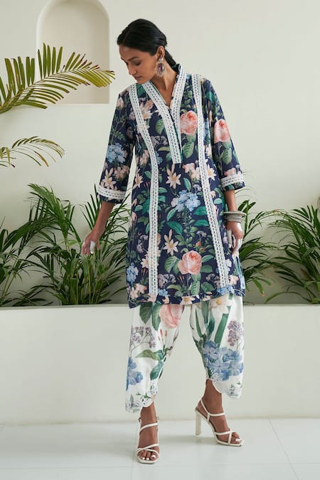 Sage Saga Blue Linen Embroidery, Lace V-neck Iris Floral Print Tunic Online at Aza Fashions Sage Saga_Blue Linen Embroidery, Lace V-neck Iris Floral Print Tunic _Online_at_Aza_Fashions