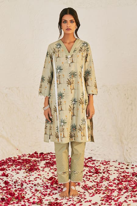 Buy_Sage Saga_Green Linen Lace V-neck Pihu Tree Pattern Tunic _Online_at_Aza_Fashions