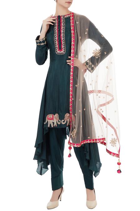 Priyanka Singh Green Round Silk Asymmetric Kurta Set For Women