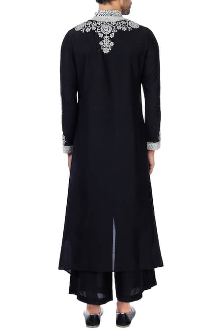 Mehraab Mirror Embroidered Kurta 