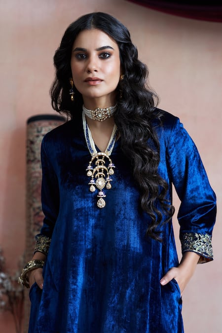 Shop Weaver Story Blue Velvet, Cotton Zari, Embroidery V-neck Straight Kurta And Salwar Set Online at Aza Fashions Shop_Weaver Story_Blue Velvet, Cotton Zari, Embroidery V-neck Straight Kurta And Salwar Set _Online_at_Aza_Fashions