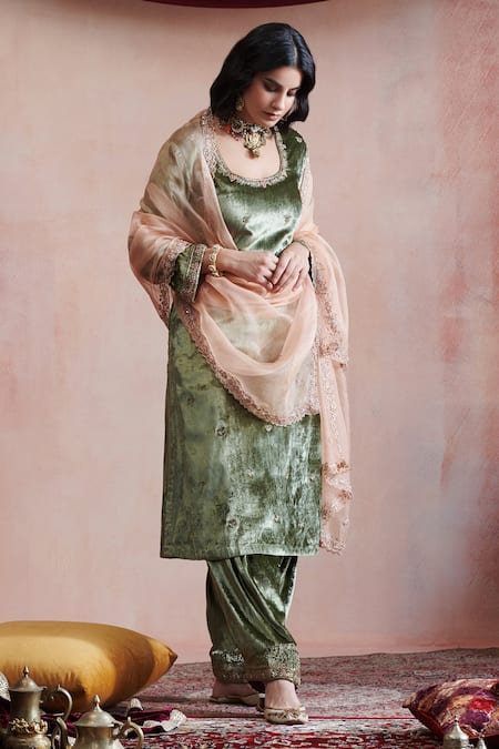 Shop Weaver Story Green Velvet, Organza, Cotton Embroidery Round Neck Straight Kurta Set Online at Aza Fashions Shop_Weaver Story_Green Velvet, Organza, Cotton Embroidery Round Neck Straight Kurta Set _Online_at_Aza_Fashions