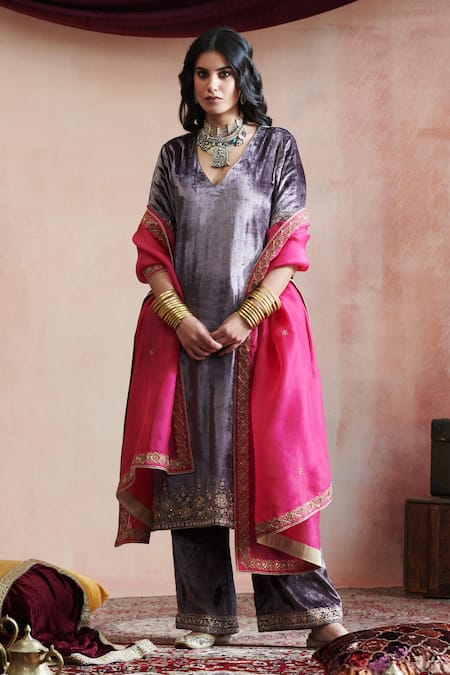 Buy Weaver Story Grey Velvet, Organza, Cotton Embroidery V-neck Kurta Set Online at Aza Fashions Buy_Weaver Story_Grey Velvet, Organza, Cotton Embroidery V-neck Kurta Set _Online_at_Aza_Fashions