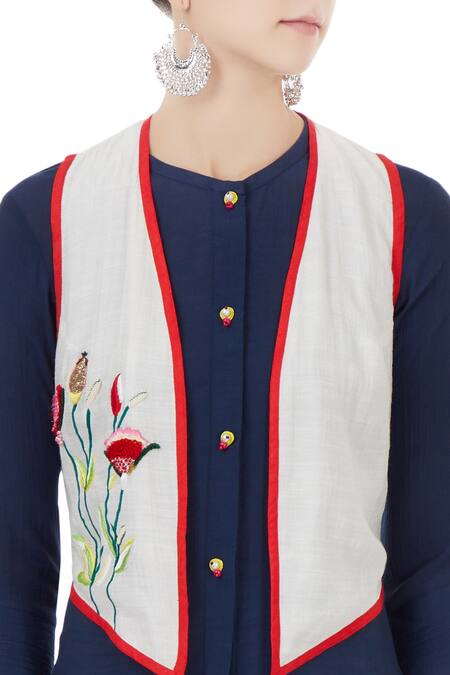 Desert Shine By Sulochana Jangir_Blue Linen Georgette Printed Hand Block Notched Kurta With Jacket_at_Aza_Fashions