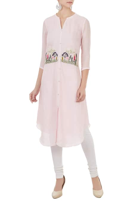 Desert Shine by Sulochana Jangir Embroidered Kurta 