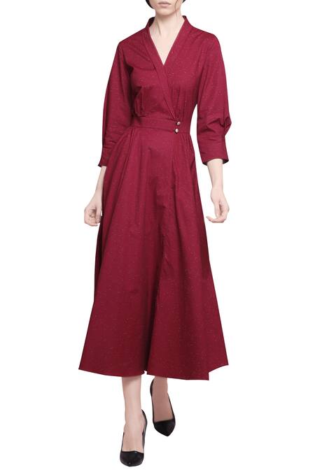 Manika Nanda_Red Blended Cotton V Neck Wrap Dress _Online_at_Aza_Fashions