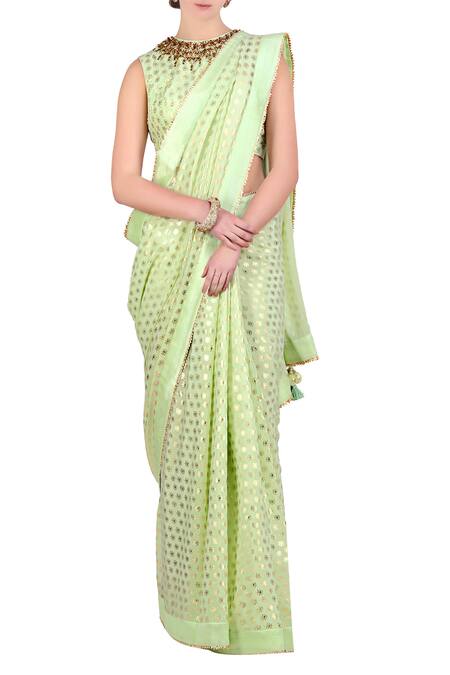 Nikasha Green Round Foil Print Saree With Blouse For Women