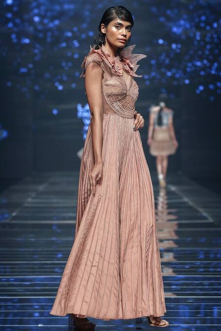 Buy_Geisha Designs_Peach Silk Embroidery Floral Sweetheart Neck Alida Pleated Jumpsuit  _Online_at_Aza_Fashions