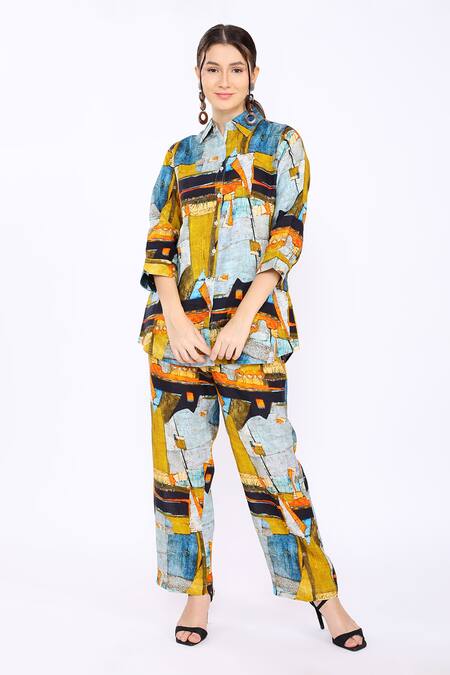 Linen Bloom_Blue 100% Pure Linen Jamaica Shirt Collar Print_Online_at_Aza_Fashions