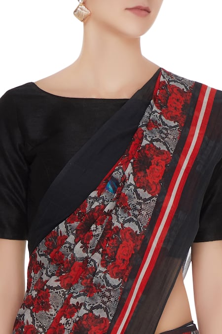 Shop_MR. Ajay Kumar_Multi Color Handloom Cotton Printed Saree  _Online_at_Aza_Fashions