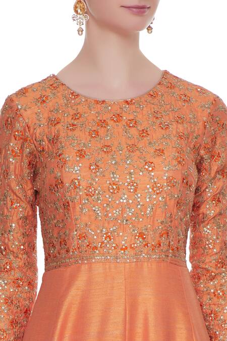 Vandana Sethi_Peach Round Embroidered Anarkali With Dupatta_at_Aza_Fashions