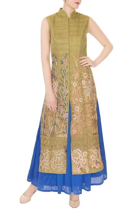 Aharin India Embroidered Kurta Set 