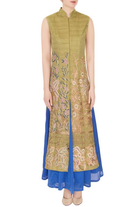 Shop Aharin India Blue Mandarin Collar Embroidered Kurta Set Online at Aza Fashions Shop_Aharin India_Blue Mandarin Collar Embroidered Kurta Set _Online_at_Aza_Fashions