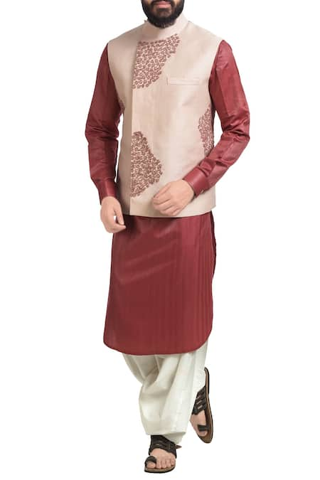 Poonam Kasera Embroidered Nehru Jacket & Kurta Set 