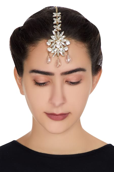 AE-Tee Crystal Maangtikka 