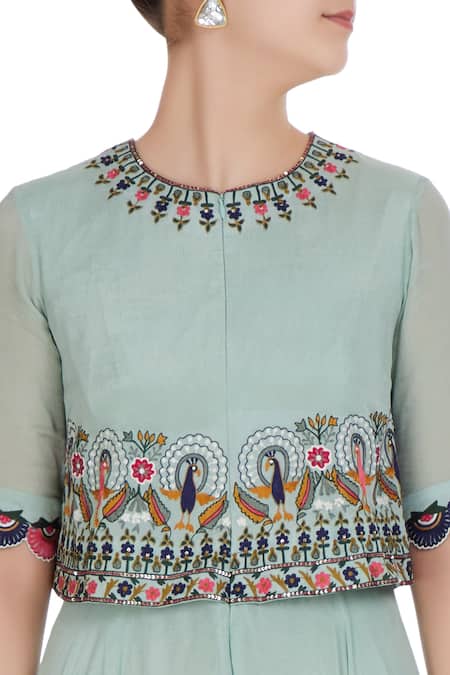 Desert Shine By Sulochana Jangir_Green Chiffon Cape Layer Hand Embroidered Gown_at_Aza_Fashions