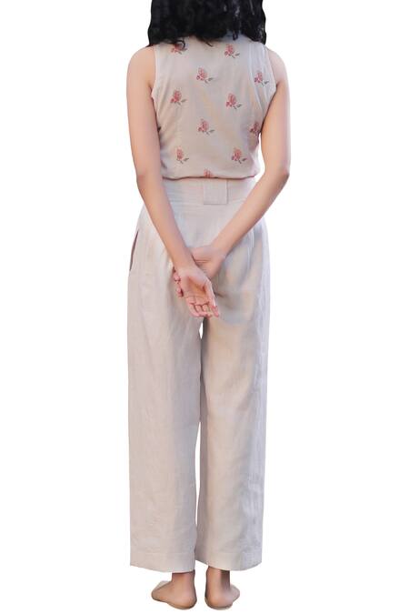 Shop Kharakapas Beige Linen High-waisted Pant at Aza Fashions Shop_Kharakapas_Beige Linen High-waisted Pant_at_Aza_Fashions