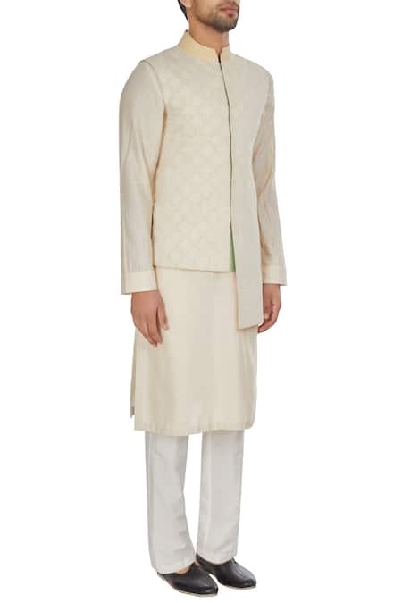 Kunal Anil Tanna Off White Ivory Chanderi Textured High-low Bandhi Jacket Online at Aza Fashions Kunal Anil Tanna_Off White Ivory Chanderi Textured High-low Bandhi Jacket _Online_at_Aza_Fashions
