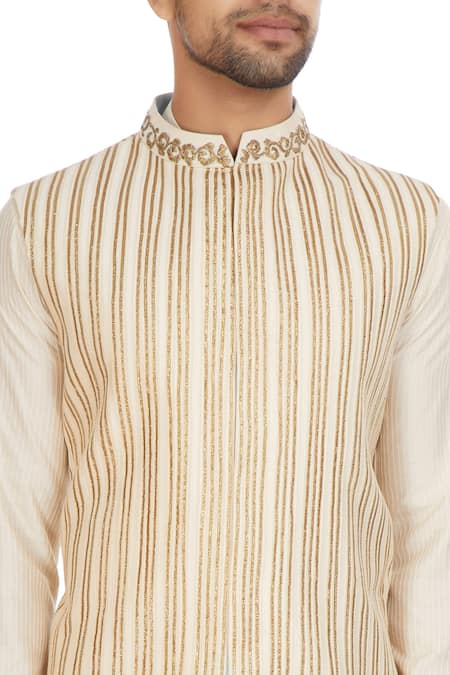 Kunal Anil Tanna_Beige Spun Silk Bandhi Jacket  _at_Aza_Fashions