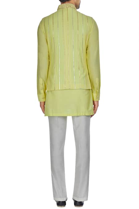 Kunal Anil Tanna Yellow spun silk overlap lucknowi bandi jacket 