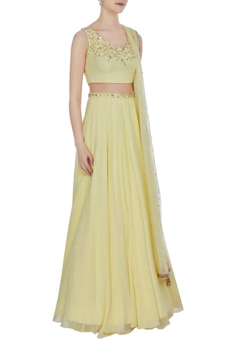 Pooja Peshoria_Yellow Georgette Embroidered Floral Round Sequin And Cutdana Hand Lehenga Set _Online_at_Aza_Fashions