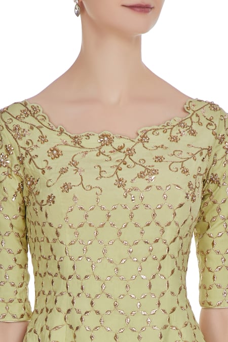 Pooja Peshoria Green Crepe Silk And Net Hand Embroidered Dabka & Pearl Kurta Set at Aza Fashions Pooja Peshoria_Green Crepe Silk And Net Hand Embroidered Dabka & Pearl Kurta Set _at_Aza_Fashions