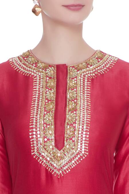 Neha Khullar_Red Chanderi Silk Embroidered Kurta Set  _at_Aza_Fashions