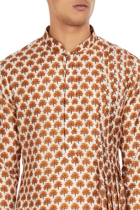 Sva By Sonam & Paras Modi_White Silk Printed Kurta And Pant Set_at_Aza_Fashions