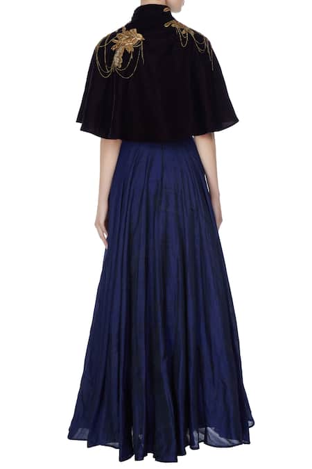 Pooja Rajpal Jaggi Purple velvet short embroidered cape 