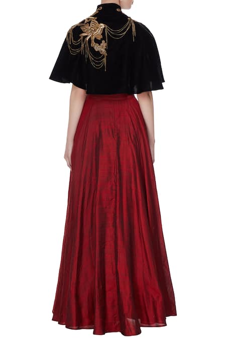 Pooja Rajpal Jaggi Maroon raw silk bustier blouse with lehenga & cape 