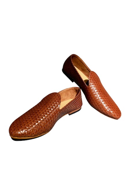 Artimen Brown Plain Non-leather Woven Handcrafted Loafer 