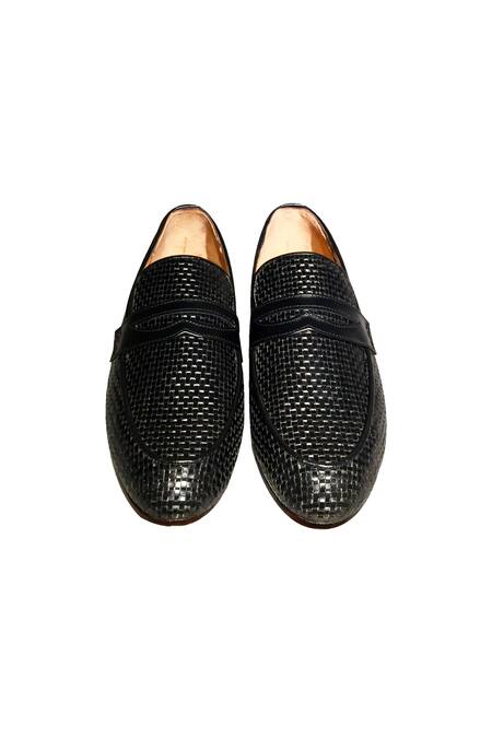 Shop_Artimen_Black Plain Woven Leather Handcrafted Penny Loafer _at_Aza_Fashions