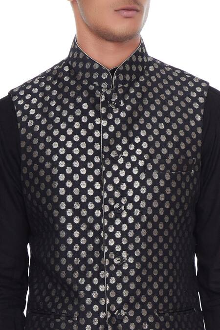 Arjan Dugal_Black Chanderi Banarasi Silk Bundi And Kurta Set_at_Aza_Fashions