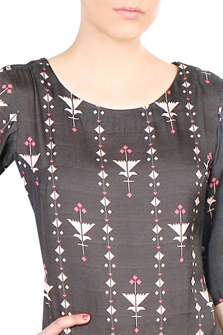 Buy Soup By Sougat Paul Black Satin Blend Geometric Motifs Round Neck Printed Kurta And Dhoti Pant Set Online at Aza Fashions Buy_Soup By Sougat Paul_Black Satin Blend Geometric Motifs Round Neck Printed Kurta And Dhoti Pant Set _Online_at_Aza_Fashions