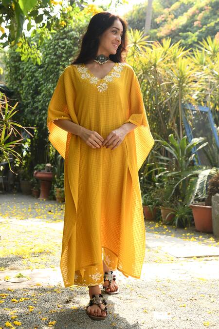 Rekha Agra Yellow Cotton Slub V Neck Embroidered Kurta And Pant Set Online at Aza Fashions Rekha Agra_Yellow Cotton Slub V Neck Embroidered Kurta And Pant Set _Online_at_Aza_Fashions