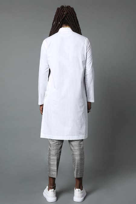 Shop House Of Three White Cotton Poplin Printed Line Art Tamil Nadu Kurta at Aza Fashions Shop_House Of Three_White Cotton Poplin Printed Line Art Tamil Nadu Kurta _at_Aza_Fashions