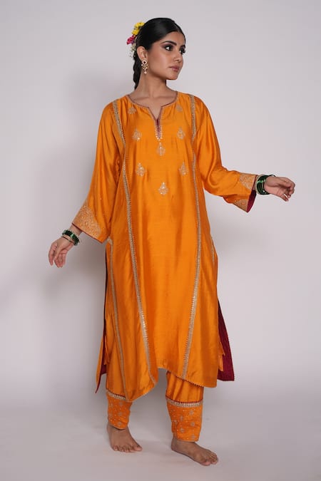 Pants and Pajamas Orange Chanderi Embroidered Floral Motifs Notched Zardozi Kurta 