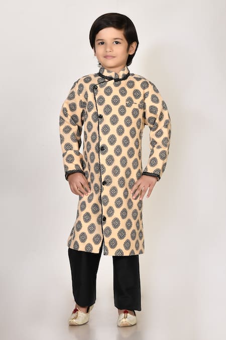 Arihant Rai Sinha Handloom Silk Kurta & Pant Set 