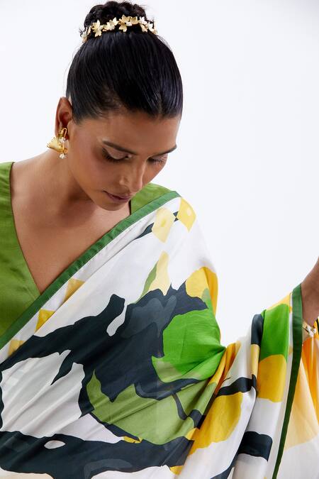 Sitaraa_White Silk V-neck Basant Printed Saree With Blouse_Online_at_Aza_Fashions